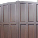 img_26_automated_wooden_swing_arm_gates_th